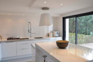 cuisine blanche, architecte d'intérieur paris